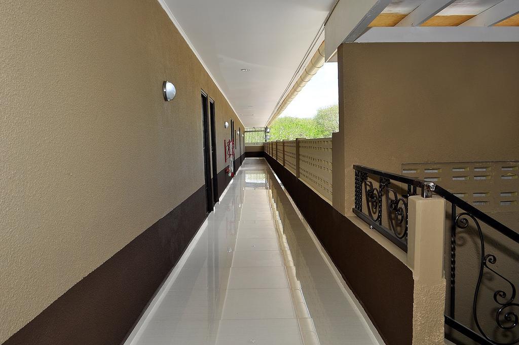 Curacao Airport Hotel Виллемстад Экстерьер фото
