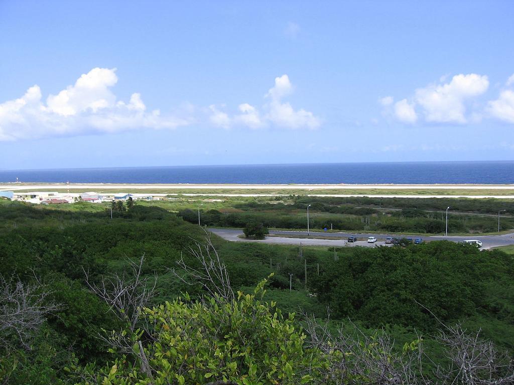 Curacao Airport Hotel Виллемстад Экстерьер фото