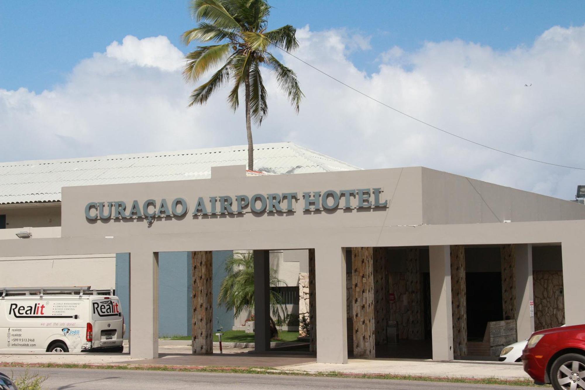 Curacao Airport Hotel Виллемстад Экстерьер фото