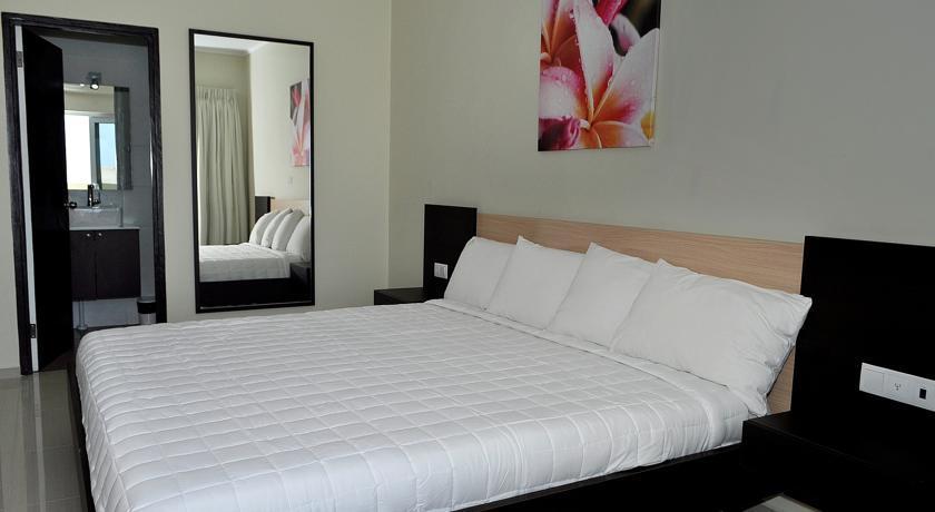 Curacao Airport Hotel Виллемстад Экстерьер фото